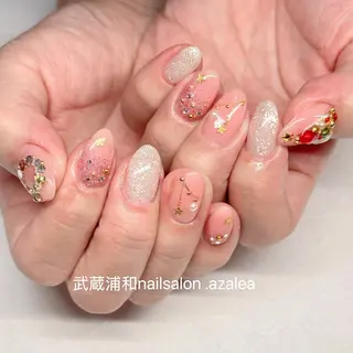 ネイル R inのネイルデザイン