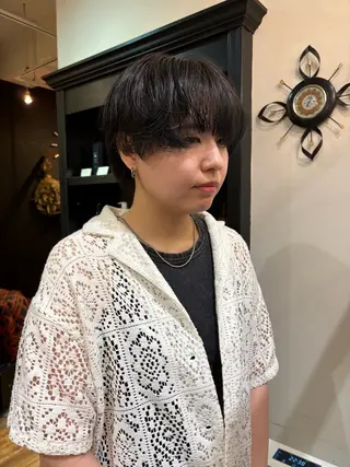 ショート 魚谷 綾渚のヘアスタイル