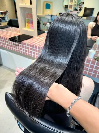 ロング eto所属・髪質改善スペシャリス ト長尾勇弥/梅田中津のヘアスタイル