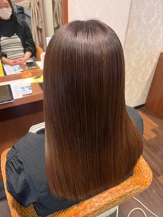 ロング よしだ しおりのヘアスタイル
