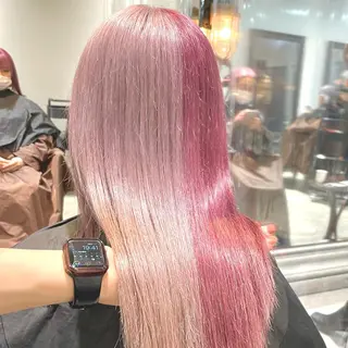 セミロング カラー ヘアアレンジ 🧸ハイトーン🧸 ゆっきー🧸のヘアスタイル