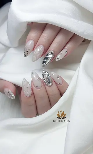 ネイル Nhit Nailsのネイルデザイン