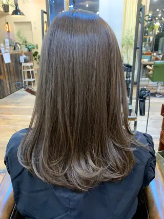 セミロング カラー リピーター多数🌟 メンズ限定 松本理沙のヘアスタイル