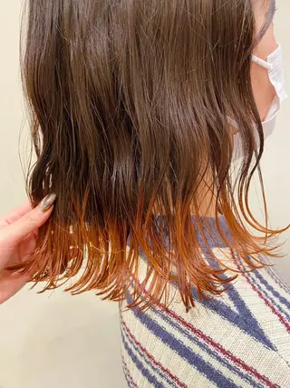 ミディアム カラー Amour なぐらのヘアスタイル