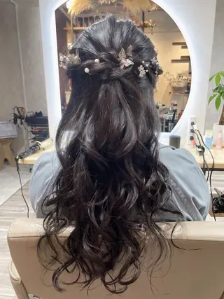 ヘアアレンジ Noe' Akariのヘアスタイル
