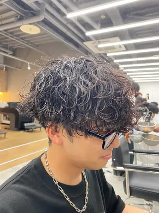 ショート パーマ メンズ 波巻きスパイラル🌀 新潟/万代/山下優のヘアスタイル