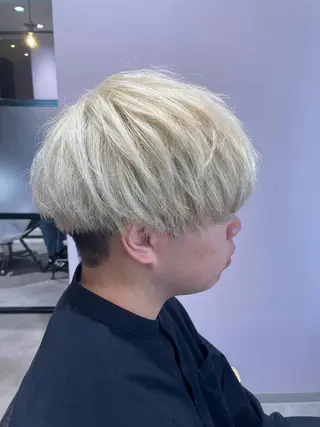 カラー メンズ 山本 純平のヘアスタイル