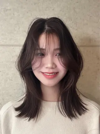 ミディアム STAYGOLD所属・STAYGOLD⭐️ NANAMIのヘアスタイル