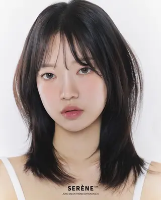 ミディアム カラー JUNO韓国ヘア‎ narumi‎🤍のヘアスタイル