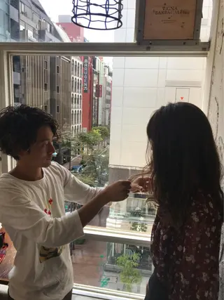 ロング カラー パーマ ヘアアレンジ ネイル マツエク・マツパ レイヤー＆カラー 人気美容師倉崎涼のヘアスタイル
