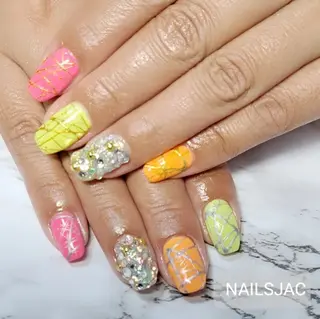 ネイル 島屋 千奈美のネイルデザイン