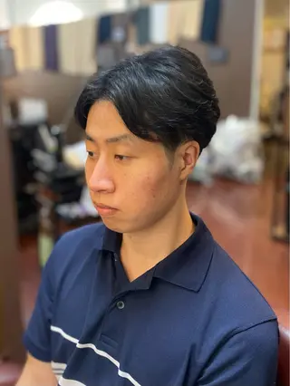 メンズ 糸山 仁のヘアスタイル