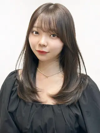 セミロング カラー FERiCIA.  表参道所属・🫧レイヤー特化 🫧吉野翔悟のヘアスタイル