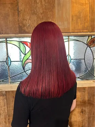 ロング ハイトーン/カット モデルKazuhaのヘアスタイル