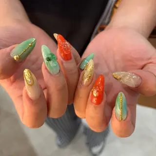 ネイル 栗田 ゆう子のネイルデザイン