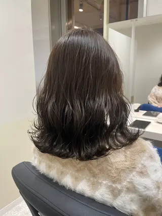 ミディアム カラー エンドウ　ミノリ🤎 /半個室/レイヤーのヘアスタイル