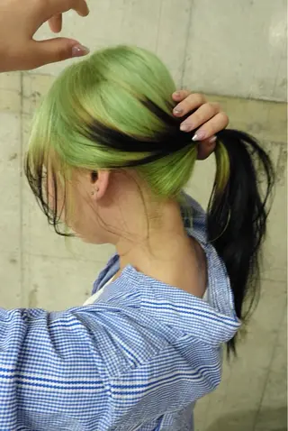 ロング カラー wewe: momoeのヘアスタイル