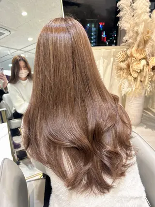 ロング 大阪ヘアカラー ブリーチmarinaのヘアスタイル