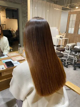 ロング 髪質改善× 韓国風レイヤーのヘアスタイル