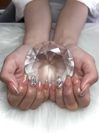 ネイル ネイルサロン kirari所属・MANAMI 🫧のネイルデザイン