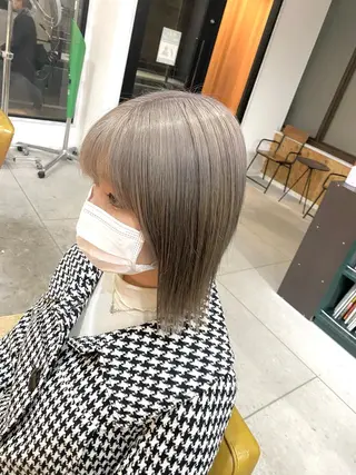 カラー ブリーチカラー よねだまことのヘアスタイル