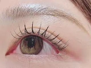 マツエク・マツパ salon villa所属・salonvilla 上野山 尭の眉毛・アイブロウイメージ