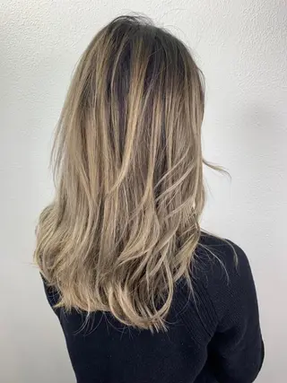 ロング カラー 🎊ルービック 京橋店💛のヘアスタイル