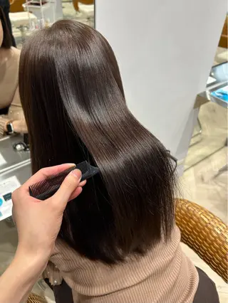ロング カラー 柴田 千春のヘアスタイル