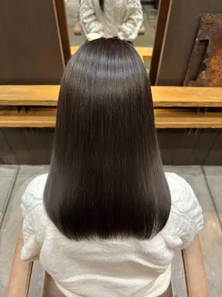 セミロング Lond  bla-ma所属・ブリーチなしカラー／ 今井春汰のヘアスタイル