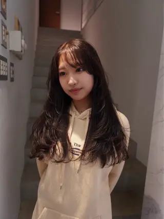 ロング ミユ/レイヤー/ カットモデル/名東区のヘアスタイル