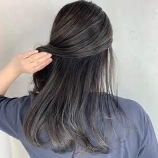 ミディアム cecilhair 福岡天神店のヘアスタイル