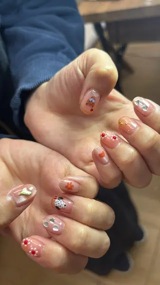 ネイル nailsalon　hue所属・小山 羽奈のネイルデザイン