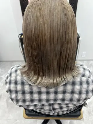 ショート カラー ヨ ネのヘアスタイル