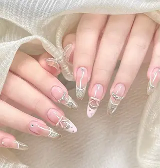 ネイル 相沢 さやかのネイルデザイン