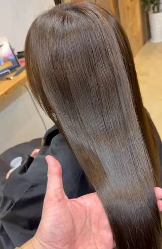 ロング カラー 寺田 さゆみのヘアスタイル