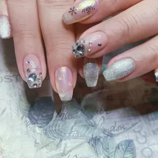 ネイル NOIROUGE所属・NOI ROUGEのネイルデザイン