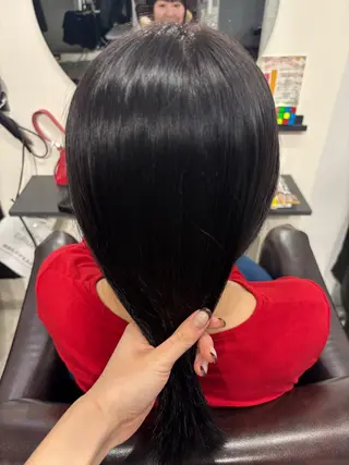 カラー NARVIS 菅田愛華のヘアスタイル