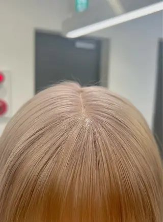 ミディアム 🎀ハイトーン特化 konomi🎀のヘアスタイル