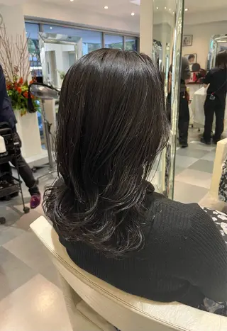 ロング パーマ コテ巻き風パーマ 藤澤　知彌のヘアスタイル