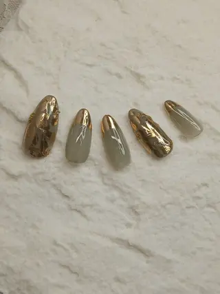ネイル Lilvera所属・中村 春菜のネイルデザイン