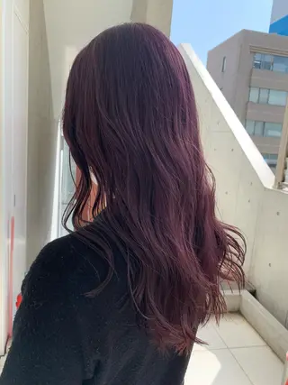 ロング カラー カネコ ユカリのヘアスタイル