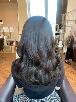 セミロング カラー 韓国ヘア顔周りカット 艶髪ベージュtamaのヘアスタイル