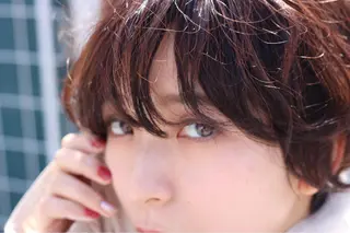 ミディアム Rely 美空のヘアスタイル