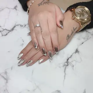 セミロング ネイル 石原 夕華のネイルデザイン