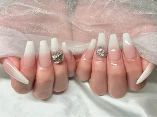 ネイル Roi〈ロワ〉 Akariのネイルデザイン