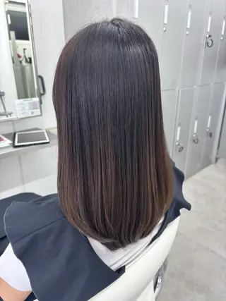 ロング 関山 浩平のヘアスタイル