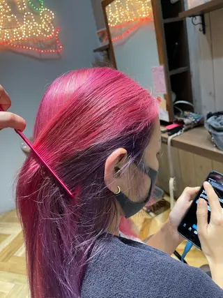 カラー セピアージュアン所属・バヤラー バイガルマーのヘアスタイル