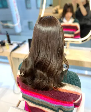 セミロング レイヤー×韓国 🇰🇷鈴木啓太のヘアスタイル