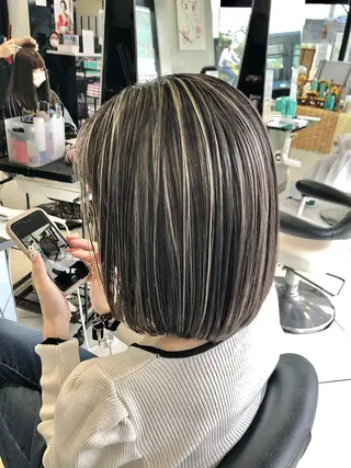カラー ミディアム 久枝 世愛のヘアスタイル
