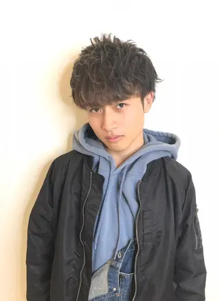 パーマ メンズ 黒川 真伍のヘアスタイル